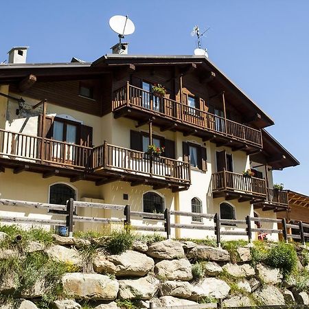 Casa Martin Apartment Pragelato Bagian luar foto