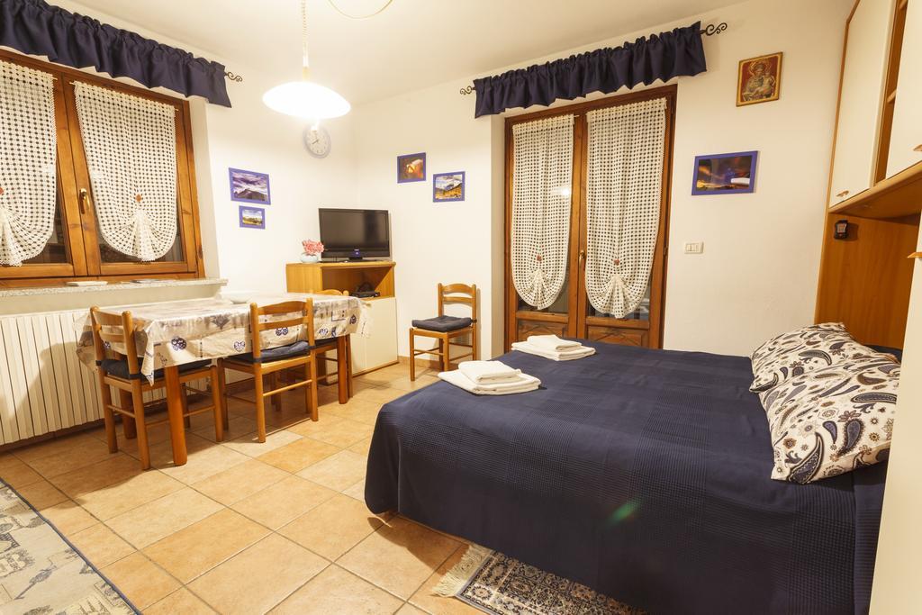 Casa Martin Apartment Pragelato Bagian luar foto