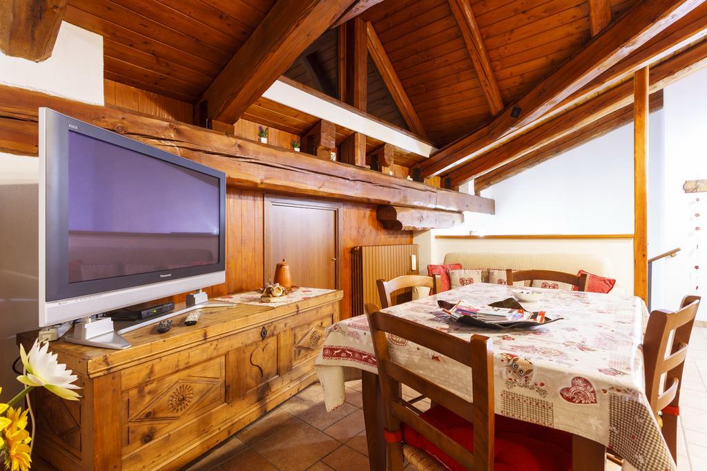 Casa Martin Apartment Pragelato Bagian luar foto